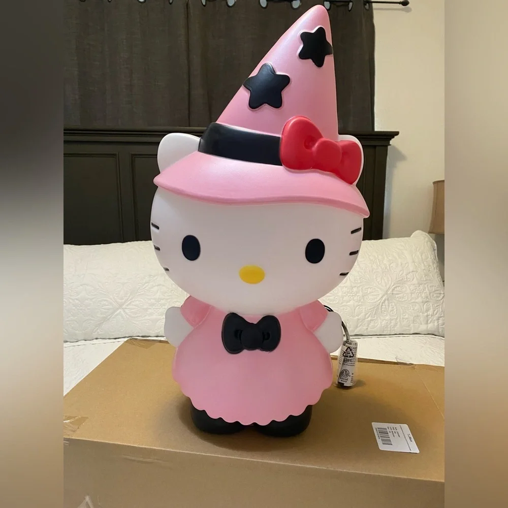 Hello Kitty Halloween Witch Pink Witch 22” Light Lamp